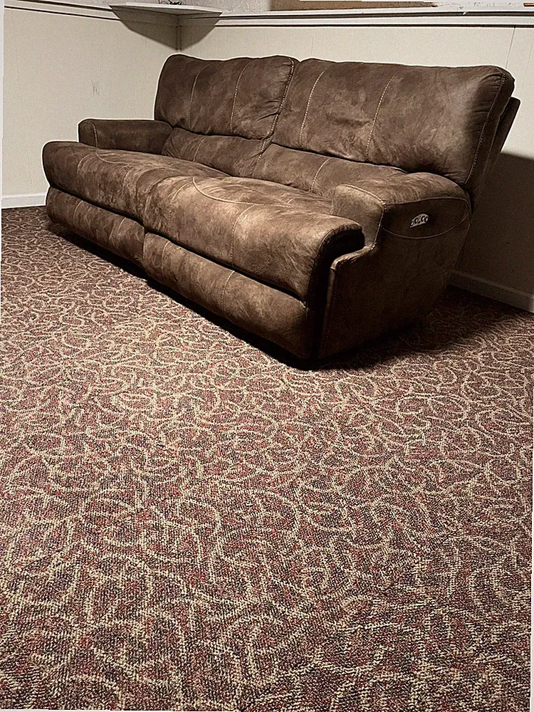 Eletric Reclining Couch, With Buttons On Each Side, Plus USB Ports On Each Side